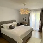 Konukevi Peace 3*